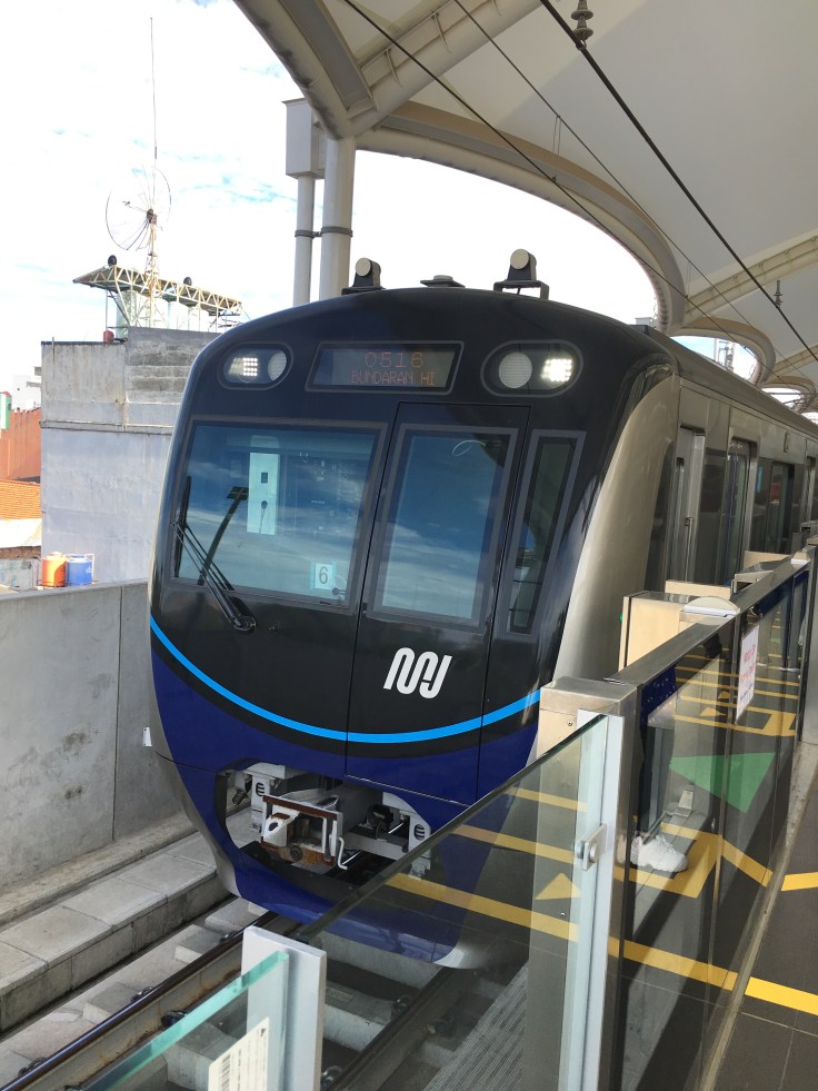 20190316_084235328_iOS